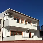 With Parking Space Povile, - 12039 Apartman Novi Vinodolski
